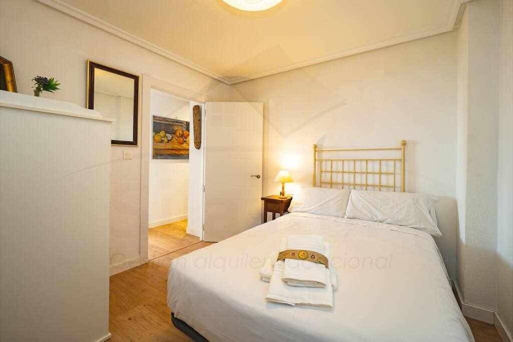 La Capilla Apartamento Oviédo Exterior foto