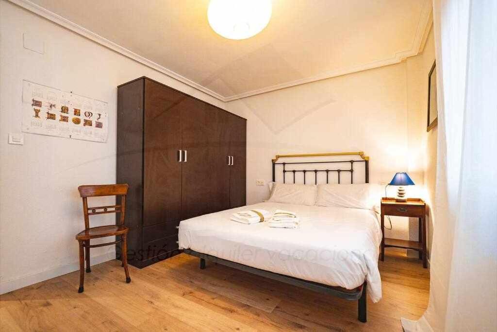La Capilla Apartamento Oviédo Exterior foto